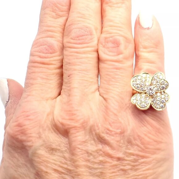 Authentic! Van Cleef & Arpels Cosmos 18k Yellow Gold Diamond Medium Model Ring - Picture 3 of 13